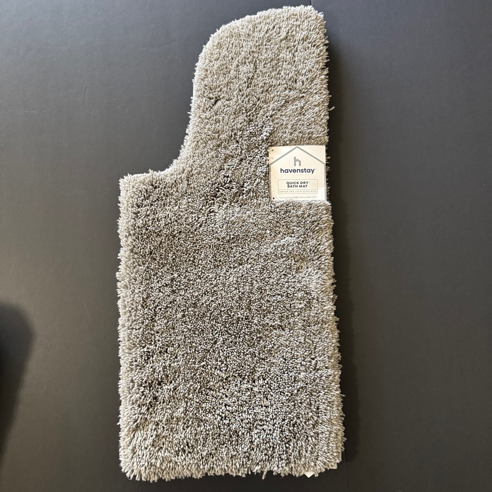 Havenstay Gray Plush Contour Bath Mat
